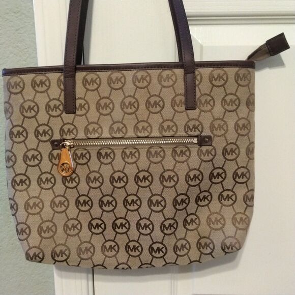 Michael Kors Montauk Fabric Leather Signature Trim Large Tote Bag - Picture 1 of 13